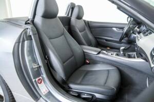 Image 33/50 of BMW Z4 sDrive23i (2010)