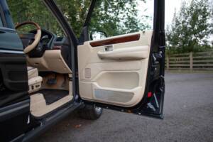 Immagine 49/50 di Land Rover Range Rover 4.6 Vogue (2001)
