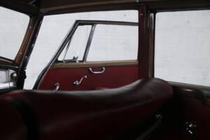 Image 35/50 de Mercedes-Benz 300 c (1956)