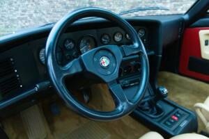 Image 42/50 of Alfa Romeo SZ (1991)