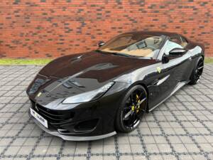 Image 2/37 of Ferrari Portofino (2019)
