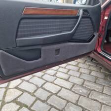 Immagine 20/162 di Mercedes-Benz 230 CE (1989)
