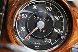Image 21/27 of Mercedes-Benz 300 SE (1967)