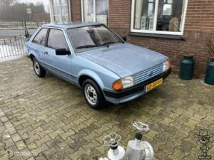 Bild 2/42 von Ford Escort 1.6 (1983)