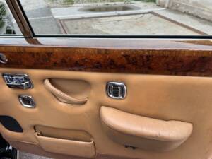 Bild 19/23 von Rolls-Royce Silver Shadow I (1975)