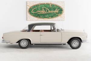 Bild 11/44 von Mercedes-Benz 220 SE b (1964)
