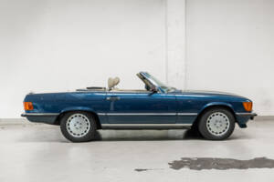 Imagen 4/40 de Mercedes-Benz 300 SL (1987)