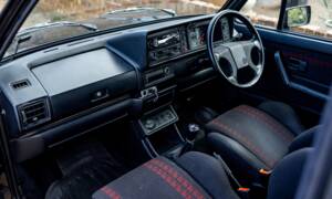 Afbeelding 5/46 van Volkswagen Golf I GTI 1.6 (1993)