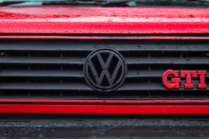 Image 40/50 de Volkswagen Golf III GTI 2.0 (1992)