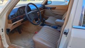 Image 8/12 of Mercedes-Benz 280 SE (1981)