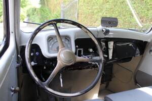 Image 25/50 of Citroën Traction Avant 11 Familiale (1955)