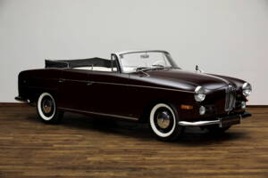 Image 2/31 of BMW 502 - 3.2 Litre Super (1960)