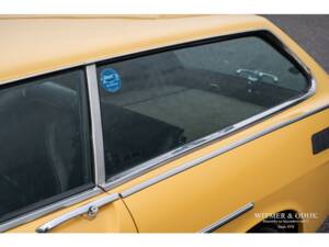 Image 13/50 of Volvo 1800 ES (1972)