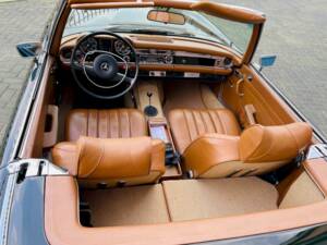 Bild 20/36 von Mercedes-Benz 280 SL (1970)