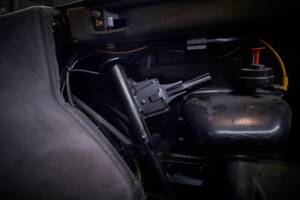Image 74/100 of Mercedes-Benz 230 TE (1990)