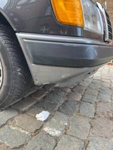 Image 16/21 of Mercedes-Benz 300 TE 4-Matic (1992)