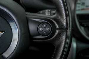Image 16/50 of Mini Cooper Countryman (2011)