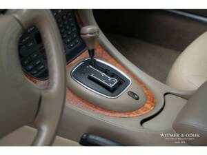 Bild 26/32 von Jaguar XJ 8 Executive (1998)