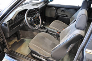 Image 15/40 of BMW 325ix (1989)