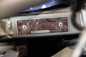 Bild 35/50 von Yamaha FZ 750 (1986)