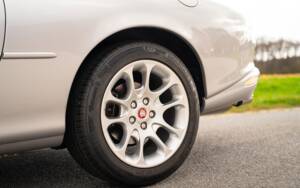 Bild 14/37 von Jaguar XKR (2001)