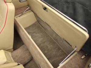 Image 56/99 de Jaguar XJS 5.3 V12 (1990)