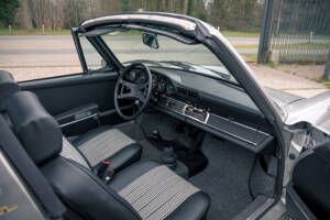 Image 21/34 of Porsche 911 2.4 T (1972)