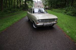 Bild 18/55 von Opel Kadett 1,1 S (1971)