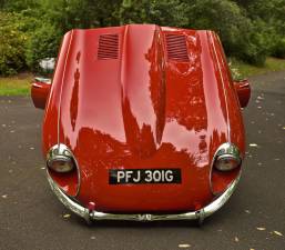 Image 20/50 of Jaguar E-Type (1969)