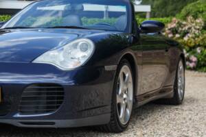 Image 50/50 of Porsche 911 Carrera 4S (2004)