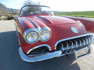 Image 31/45 of Chevrolet Corvette (1959)