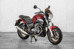 Image 5/27 of Moto Guzzi DUMMY (2003)