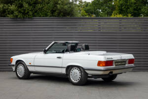 Imagen 4/35 de Mercedes-Benz 300 SL (1989)