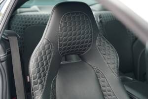 Image 17/50 of Aston Martin Vanquish (2014)