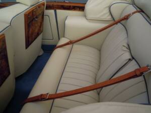 Afbeelding 10/21 van Bentley S3 Mulliner Park Ward DHC (1965)