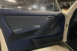 Imagen 25/27 de Mercedes-Benz 230 (1977)