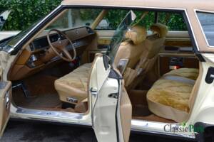 Image 24/50 de Buick Electra 225 Hardtop (1976)