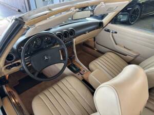 Afbeelding 12/31 van Mercedes-Benz 380 SL (1980)
