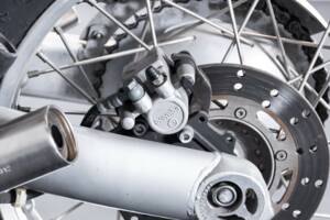 Imagen 34/38 de Aprilia Motò 650 (1996)