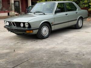 Bild 15/41 von BMW 520i (1982)
