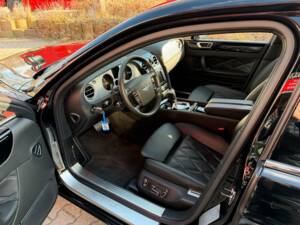Bild 10/26 von Bentley Continental Flying Spur (2007)