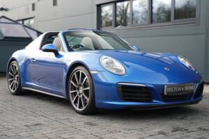 Bild 22/50 von Porsche 911 Carrera 4S (2017)