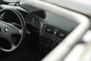 Bild 28/41 von Opel Calibra 2,0 (1991)