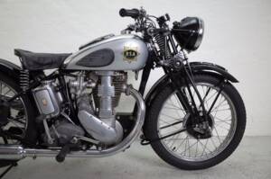 Immagine 3/24 di BSA M 24 Gold Star (1938)