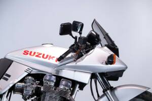 Bild 46/50 von Suzuki GSX 1100 SZ Katana (1982)