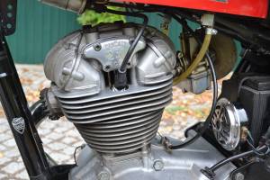 Immagine 31/34 di Ducati DUMMY (1969)