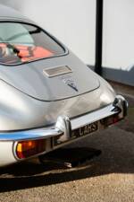 Bild 8/50 von Jaguar E-Type V12 (2+2) (1971)