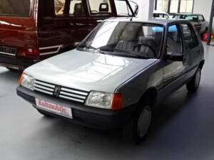 Image 3/17 of Peugeot 205 Diesel (1988)