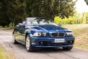 Image 11/56 of BMW 323Ci (2000)