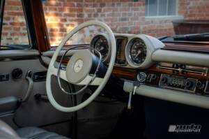 Afbeelding 12/18 van Mercedes-Benz 280 SE 3,5 (1973)